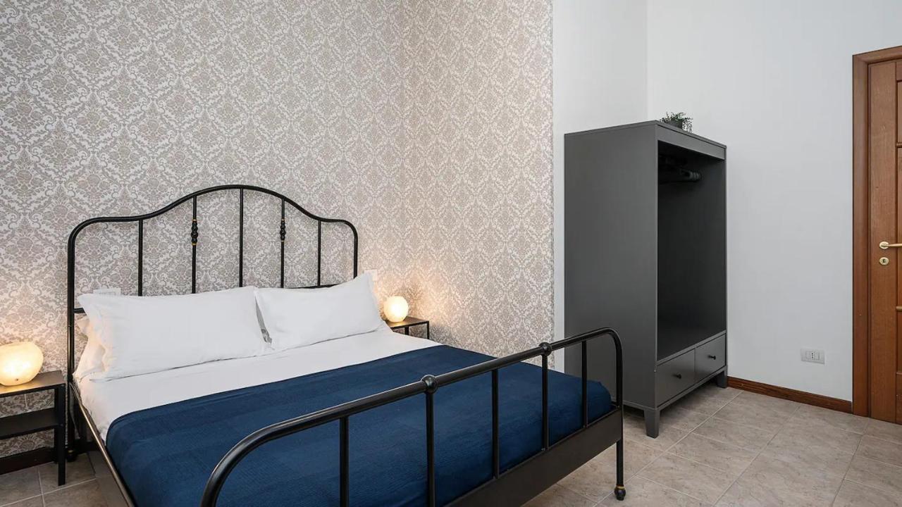 Апартаменты Blue City Paradise - Renovated Apt In Center Милан Экстерьер фото